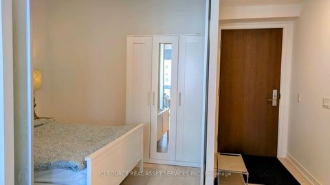 Photo 13 at 3210 - 39 Roehampton Avenue, Mount Pleasant West, Toronto