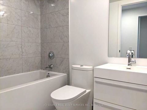 Photo 15 at 3210 - 39 Roehampton Avenue, Mount Pleasant West, Toronto