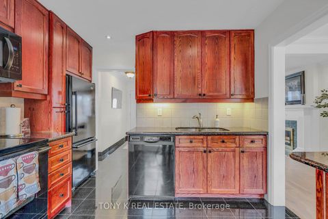 Photo 5 at 21 Martindale Road, Cliffcrest, Toronto