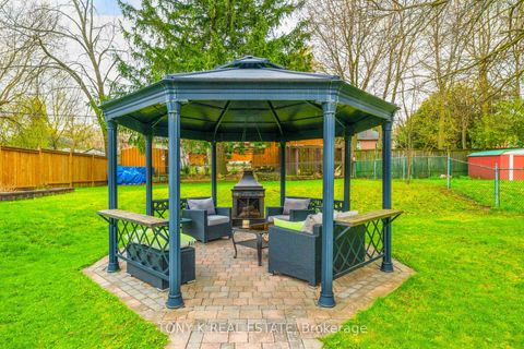 Photo 16 at 21 Martindale Road, Cliffcrest, Toronto