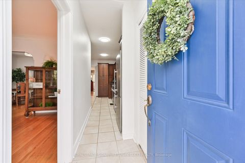 Photo 3 at 218 Glenwood Crescent, Parkview, Toronto