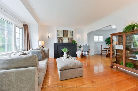 Photo 4 at 218 Glenwood Crescent, Parkview, Toronto