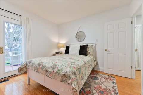 Photo 12 at 218 Glenwood Crescent, Parkview, Toronto
