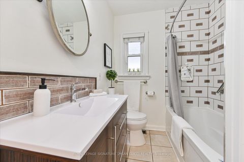 Photo 14 at 218 Glenwood Crescent, Parkview, Toronto