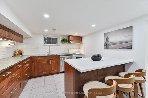Photo 17 at 218 Glenwood Crescent, Parkview, Toronto