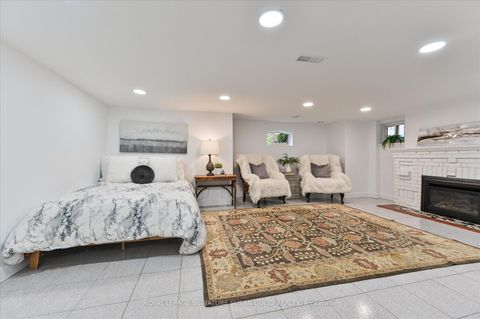 Photo 18 at 218 Glenwood Crescent, Parkview, Toronto
