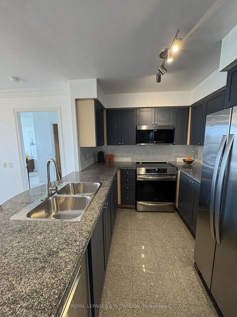 Photo 6 at 1605 - 388 Bloor Street E, Moore Park, Toronto