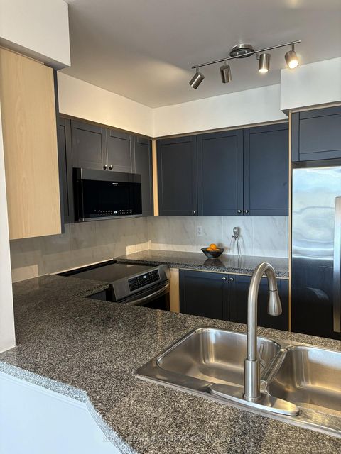 Photo 8 at 1605 - 388 Bloor Street E, Moore Park, Toronto