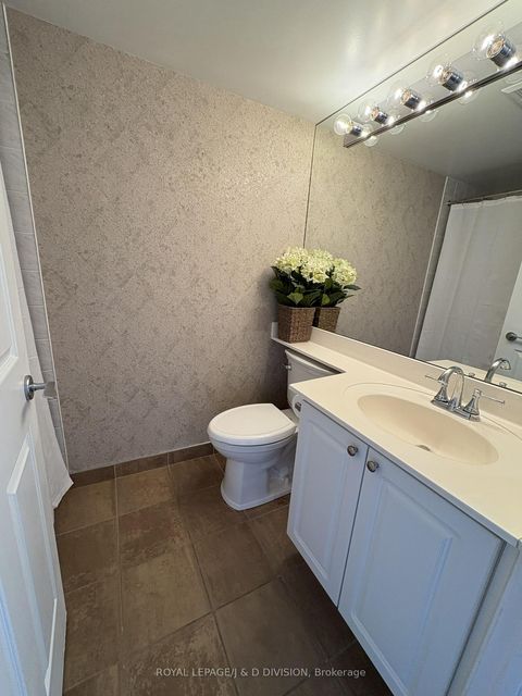 Photo 23 at 1605 - 388 Bloor Street E, Moore Park, Toronto