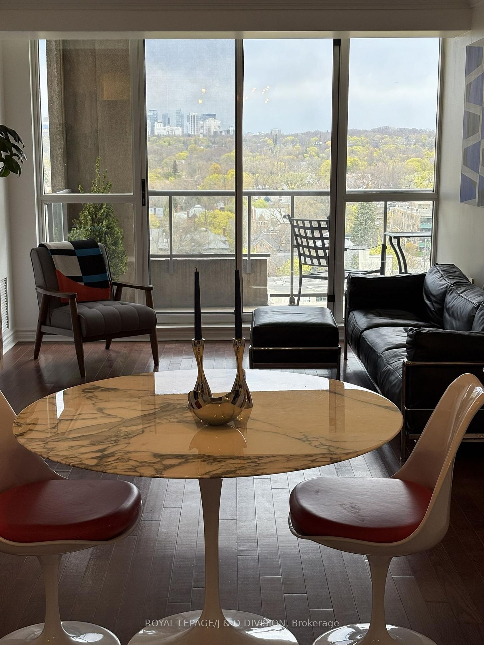 1605 - 388 Bloor Street E, Moore Park, Toronto photo 1