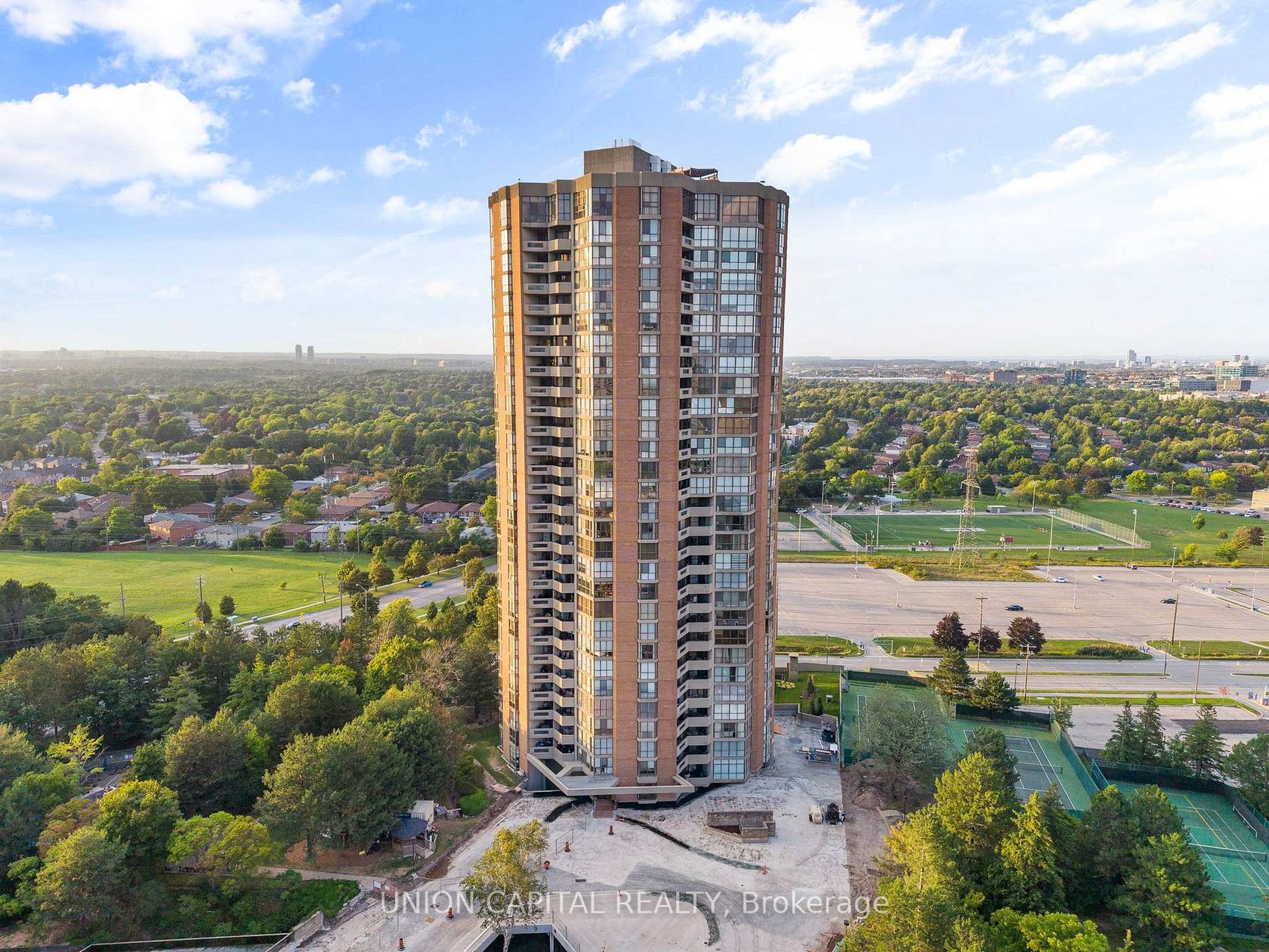 2405 - 85 Skymark Drive, Hillcrest Village, Toronto 