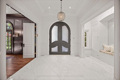Photo 3 at 180 Sandringham Drive, Westgate, Toronto