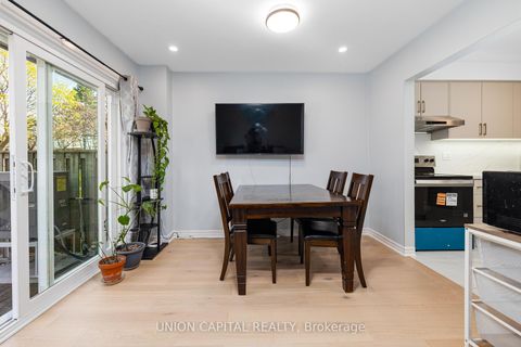 Photo 10 at 227 Huntingdale Boulevard, L'Amoreaux, Toronto