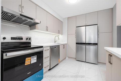 Photo 13 at 227 Huntingdale Boulevard, L'Amoreaux, Toronto