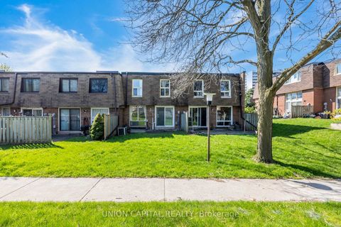 Photo 46 at 227 Huntingdale Boulevard, L'Amoreaux, Toronto