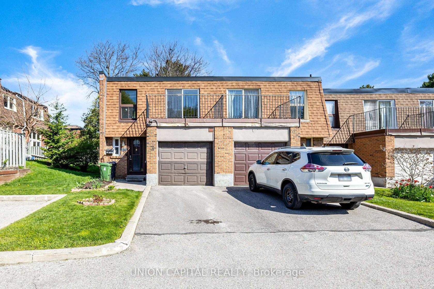227 Huntingdale Boulevard, L'Amoreaux, Toronto 