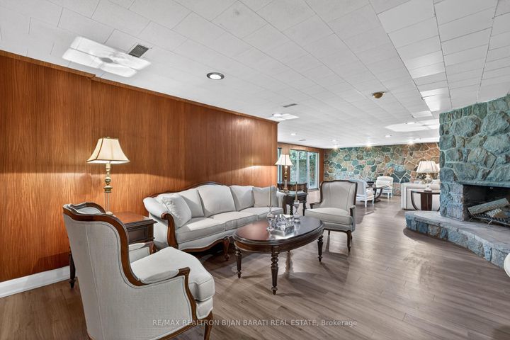 Photo 33 at 73 Forest Grove Drive, Bayview Village, Toronto