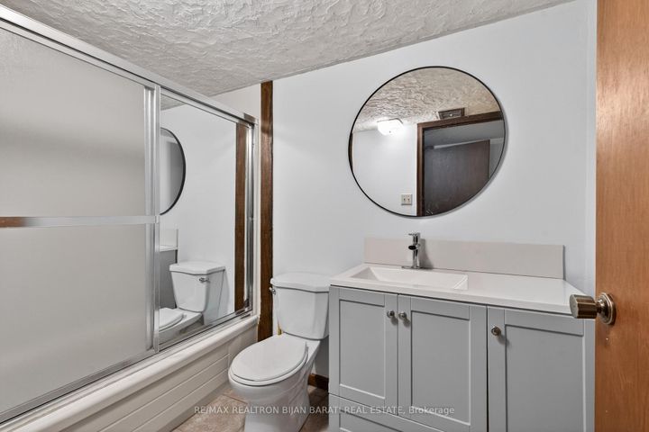 Photo 41 at 73 Forest Grove Drive, Bayview Village, Toronto