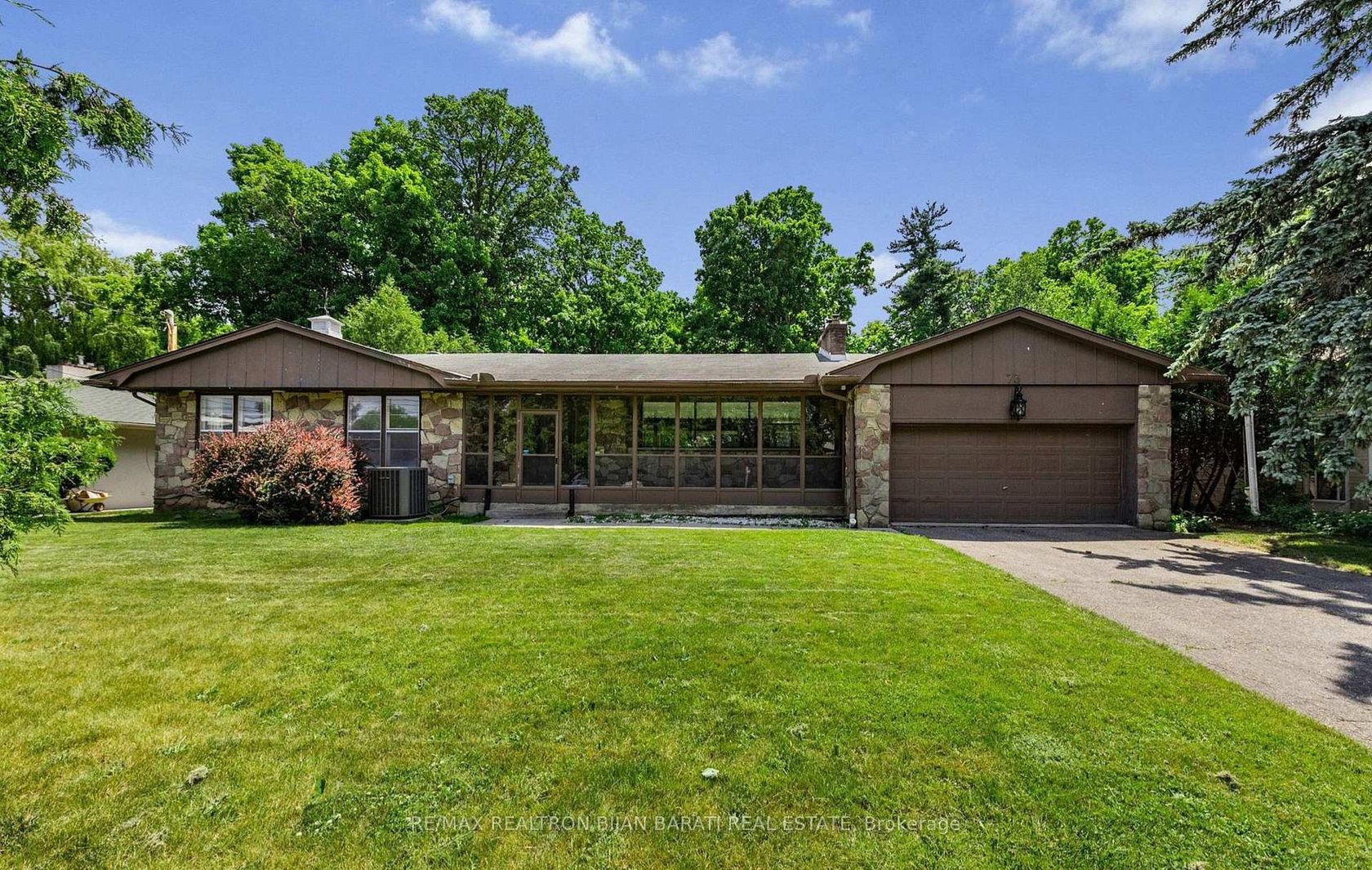 73 Forest Grove Drive, Bayview Village, Toronto 2