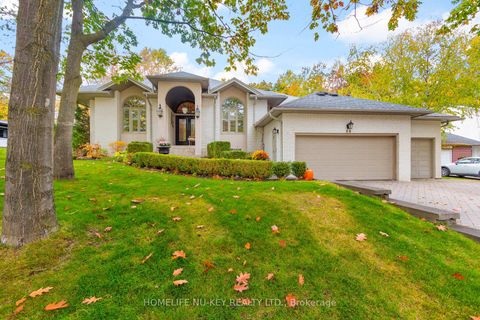 Photo 3 at 38 CASTLE Drive, Sunnidale, Barrie