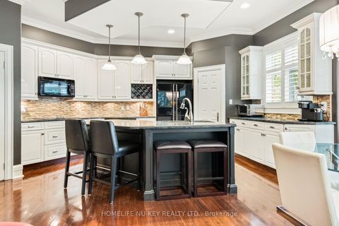 Photo 12 at 38 CASTLE Drive, Sunnidale, Barrie