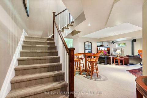 Photo 24 at 38 CASTLE Drive, Sunnidale, Barrie