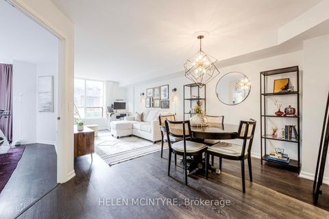 Photo 4 at 222 - 955 Millwood Road, Leaside, Toronto