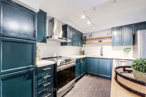 Photo 5 at 222 - 955 Millwood Road, Leaside, Toronto