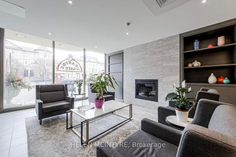 Photo 9 at 222 - 955 Millwood Road, Leaside, Toronto