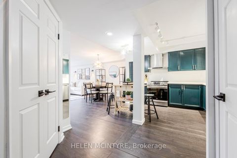 Photo 10 at 222 - 955 Millwood Road, Leaside, Toronto