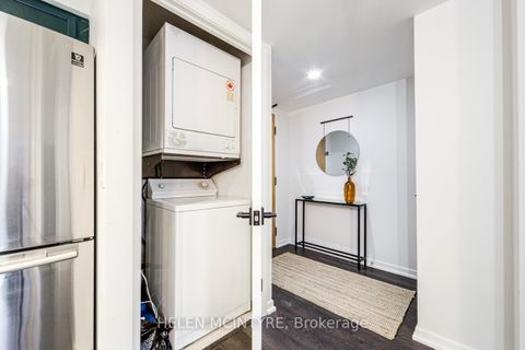 Photo 22 at 222 - 955 Millwood Road, Leaside, Toronto