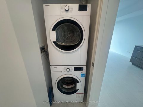 Photo 14 at 3118 - 19 Western Battery Road, Waterfront Communities C1, Toronto