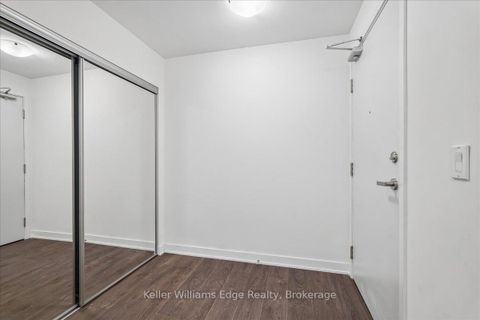 Photo 6 at 208 NT - 99 Broadway Avenue, Mount Pleasant West, Toronto