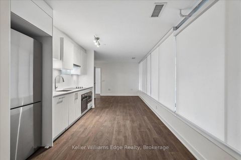 Photo 15 at 208 NT - 99 Broadway Avenue, Mount Pleasant West, Toronto