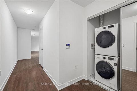Photo 20 at 208 NT - 99 Broadway Avenue, Mount Pleasant West, Toronto