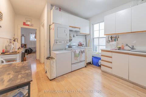 Photo 4 at 284 Lisgar Street, Little Portugal, Toronto