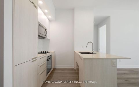 Photo 4 at Ph107 - 75 Canterbury Place, Willowdale West, Toronto