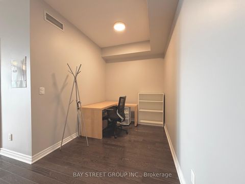 Photo 6 at 1421 - 2885 Bayview Avenue, Bayview Village, Toronto