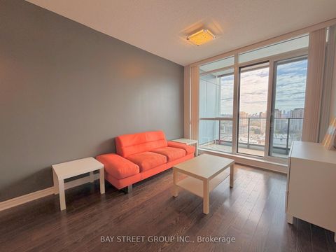Photo 7 at 1421 - 2885 Bayview Avenue, Bayview Village, Toronto