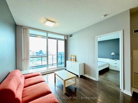 Photo 9 at 1421 - 2885 Bayview Avenue, Bayview Village, Toronto