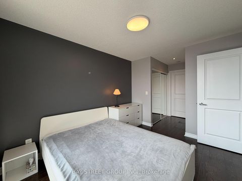 Photo 11 at 1421 - 2885 Bayview Avenue, Bayview Village, Toronto
