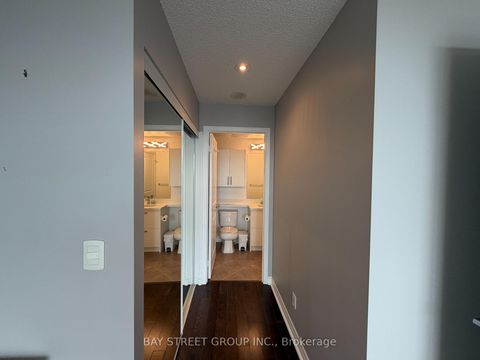 Photo 13 at 1421 - 2885 Bayview Avenue, Bayview Village, Toronto