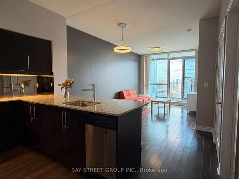 Photo 14 at 1421 - 2885 Bayview Avenue, Bayview Village, Toronto