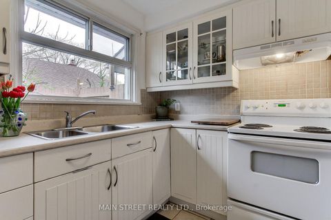 Photo 17 at 14 Westhampton Drive, The Westway, Toronto