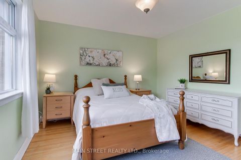 Photo 22 at 14 Westhampton Drive, The Westway, Toronto