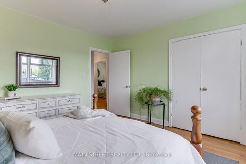 Photo 23 at 14 Westhampton Drive, The Westway, Toronto