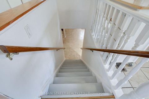 Photo 31 at 14 Westhampton Drive, The Westway, Toronto