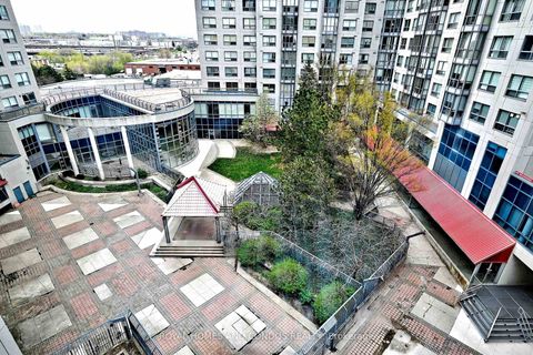 Photo 9 at 618 - 2550 Lawrence Avenue E, Dorset Park, Toronto