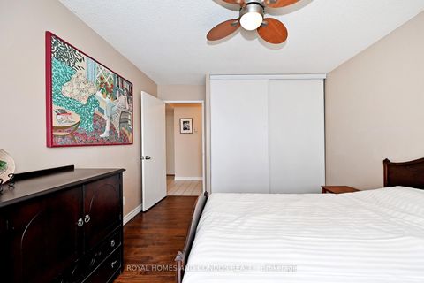 Photo 23 at 618 - 2550 Lawrence Avenue E, Dorset Park, Toronto