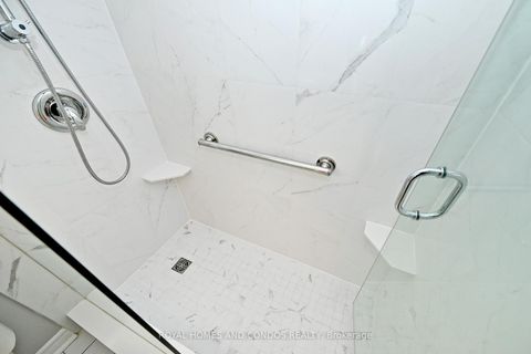 Photo 27 at 618 - 2550 Lawrence Avenue E, Dorset Park, Toronto